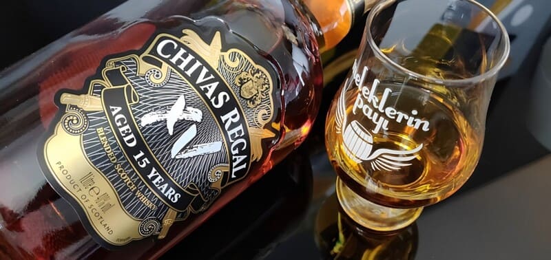 hướng dẫn thưởng thức rượu Chivas 15