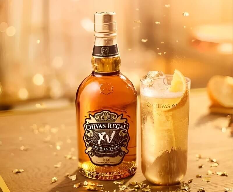 Thiết kế của rượu Chivas 15 năm mẫu mới