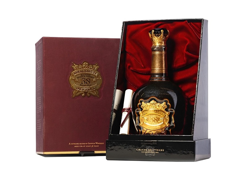 rượu chivas 38 năm