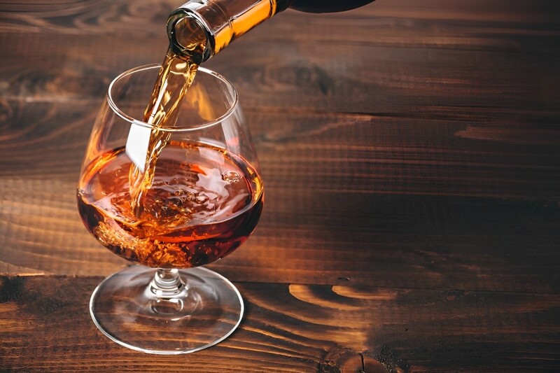 thưởng thức rượu napoleon xo