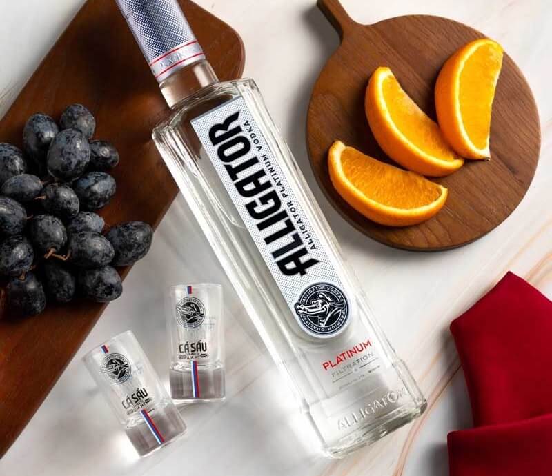 Rượu Vodka Cá Sấu Đen Alligator Platinum